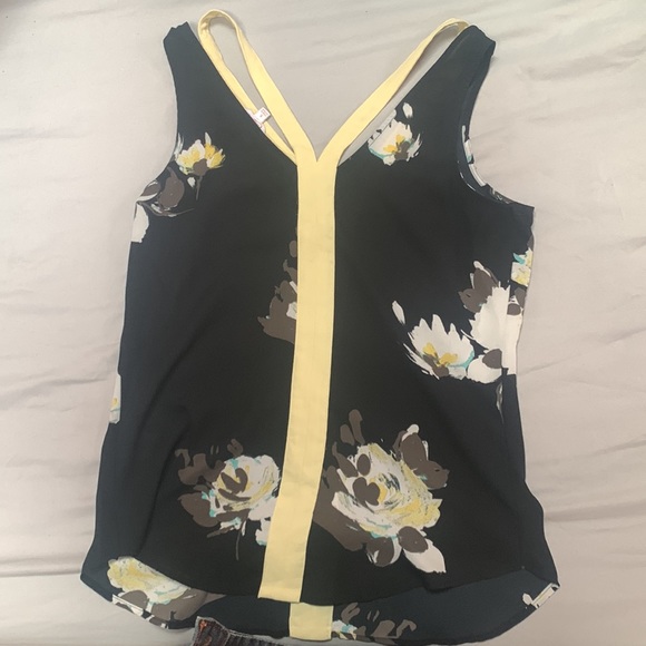 Blue and Yellow Floral Blouse - Picture 3 of 3